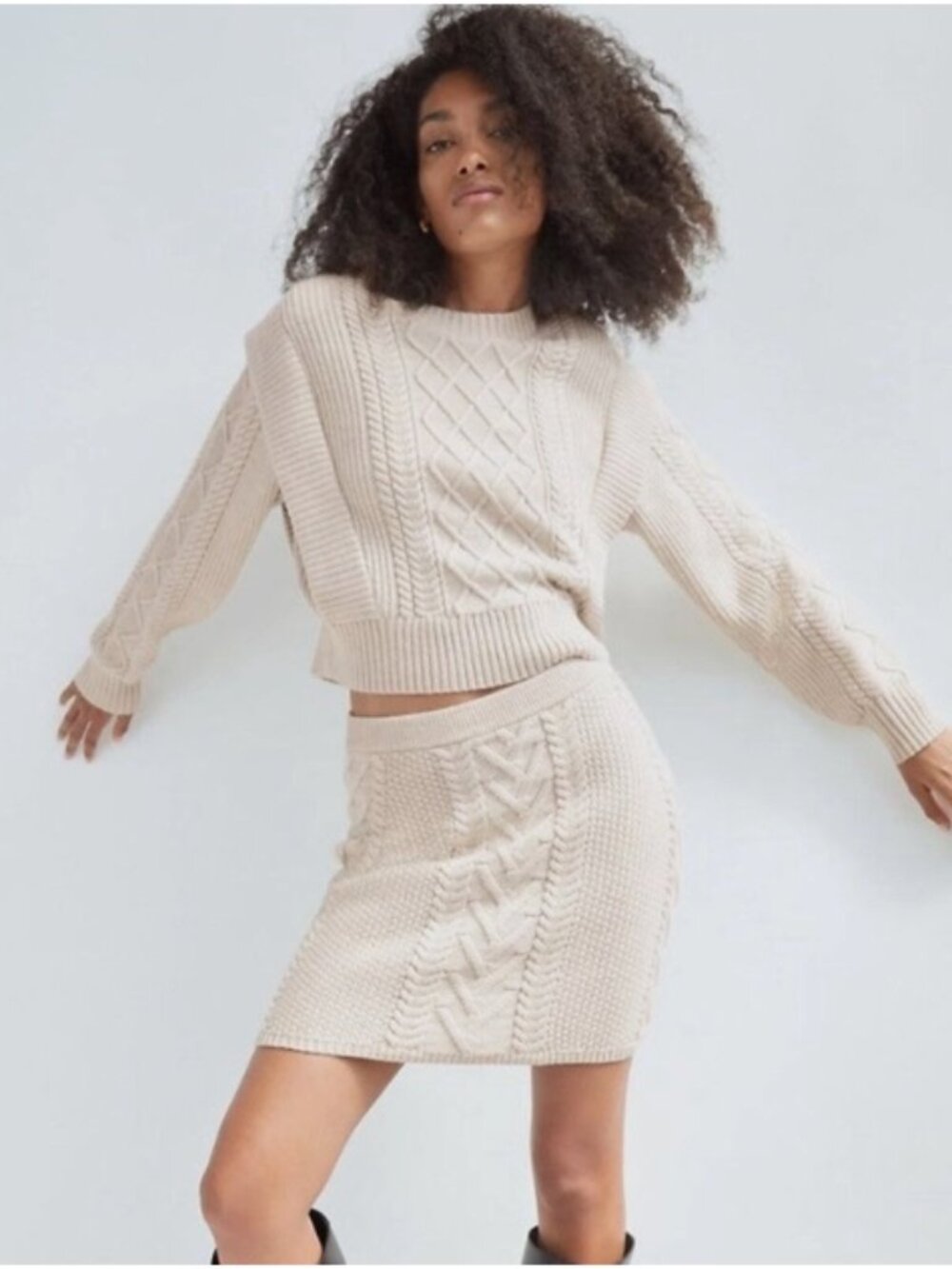 Aritzia Babaton Emporia Skirt 100% Merino Wool Cable Knit Skirt